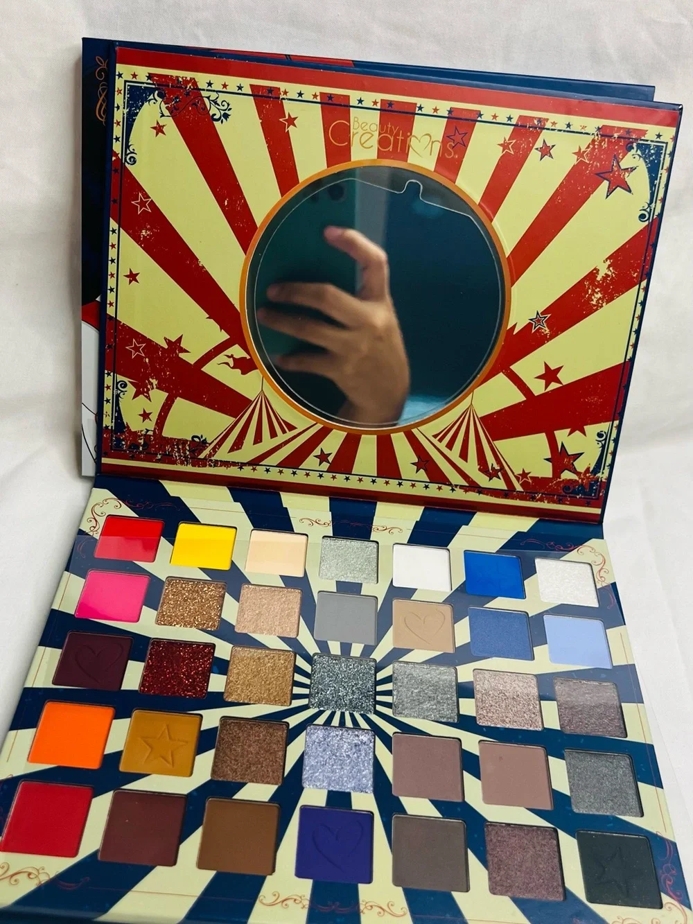 Beauty Creations REMI Circus Clown Eyeshadow Palette -beige, Blue, Red
